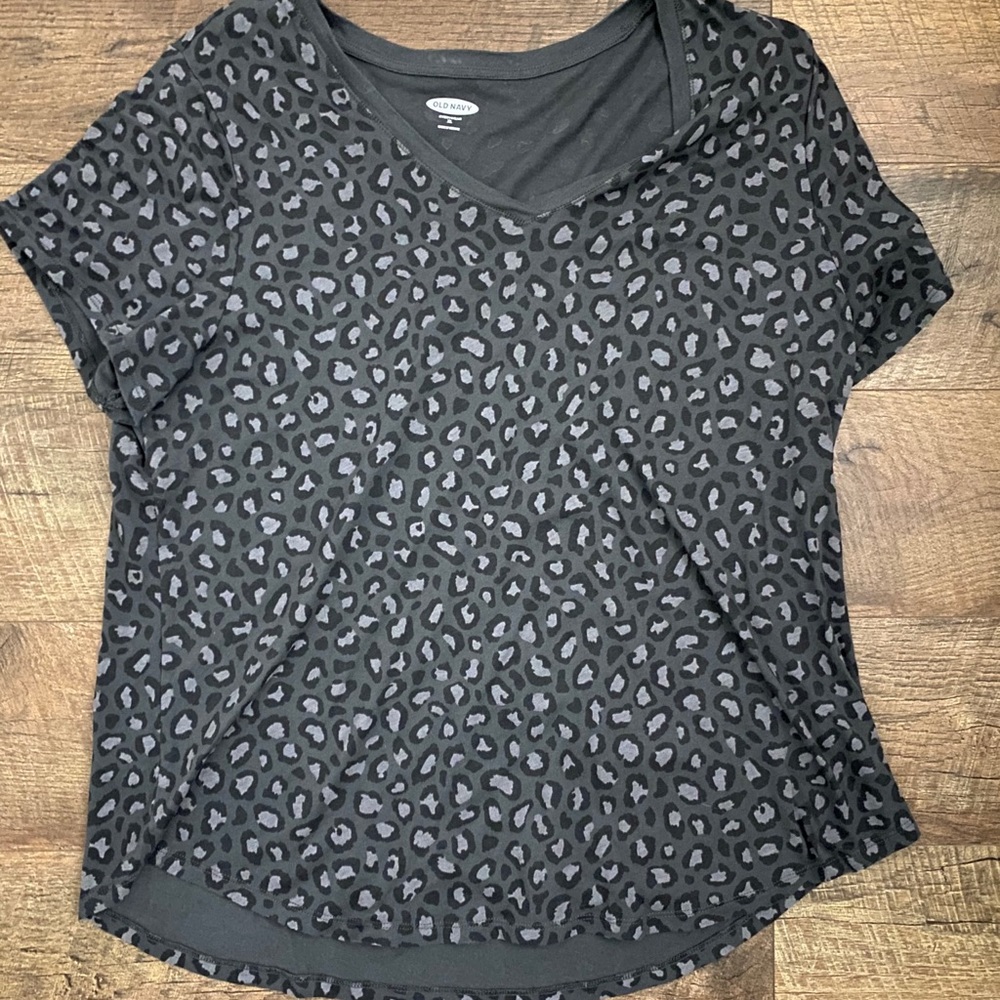 Old navy cheetah print top